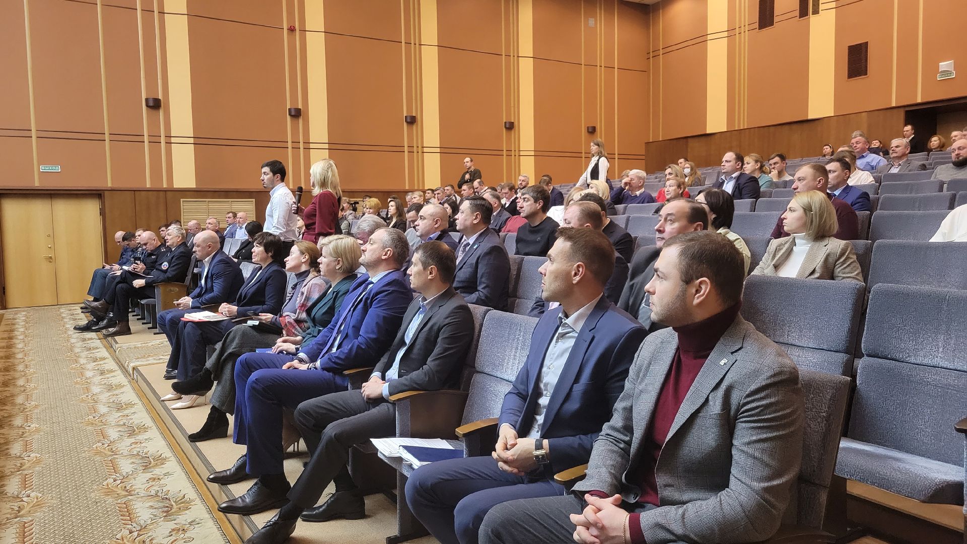 Красногорск, общество