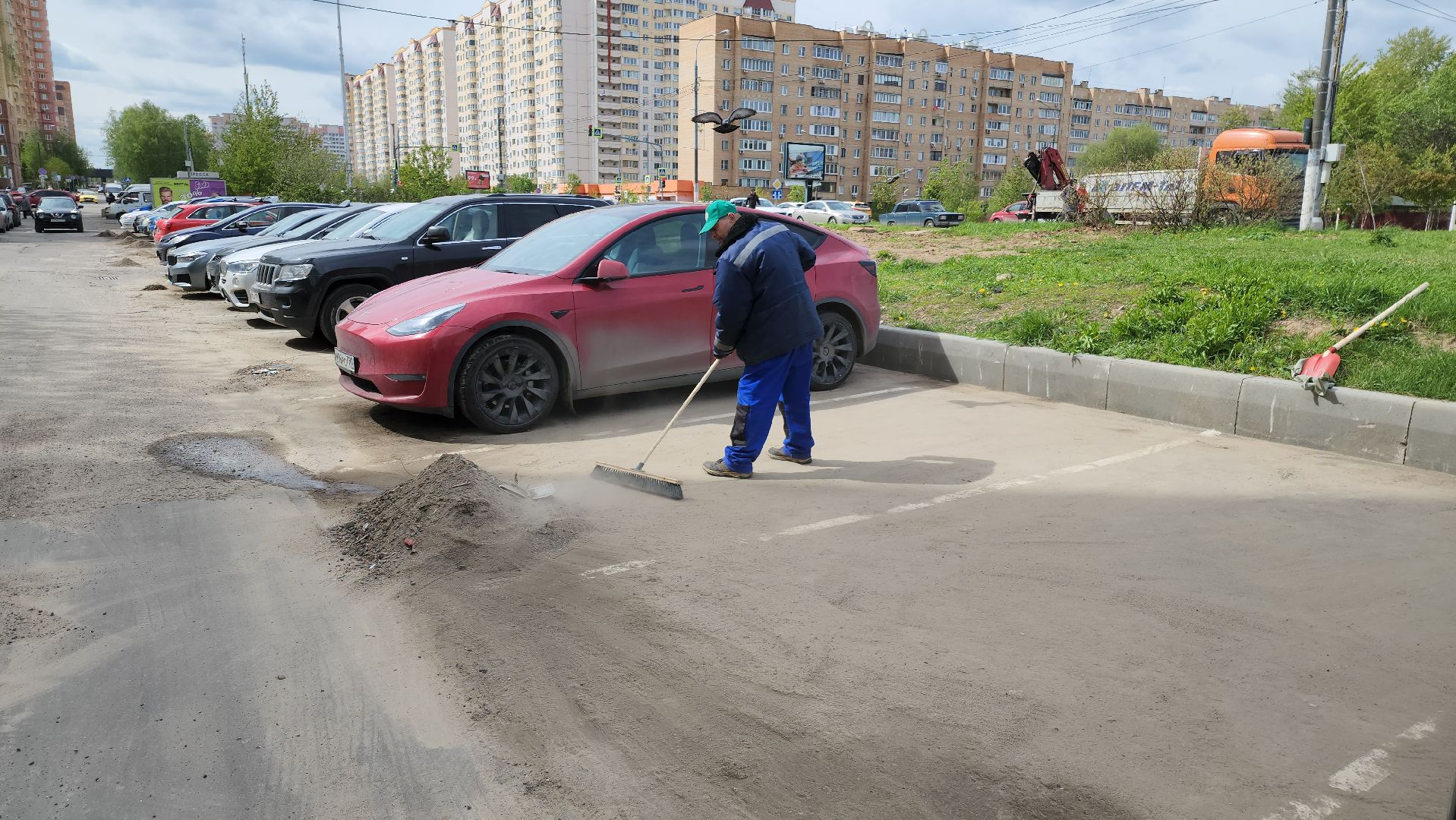 Долгопрудный, уборка мусора, подметально-вакуумная машина, трактор, мбу благоустройство,