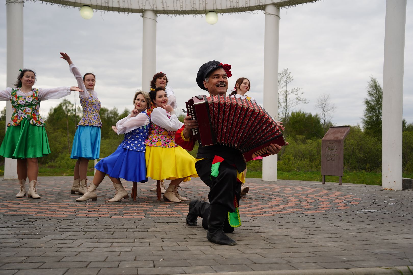 красная горка, парк, парки Подмосковья, парк Крестов брод, Мишеронский ДК, Рошаль,Большая Шатура,