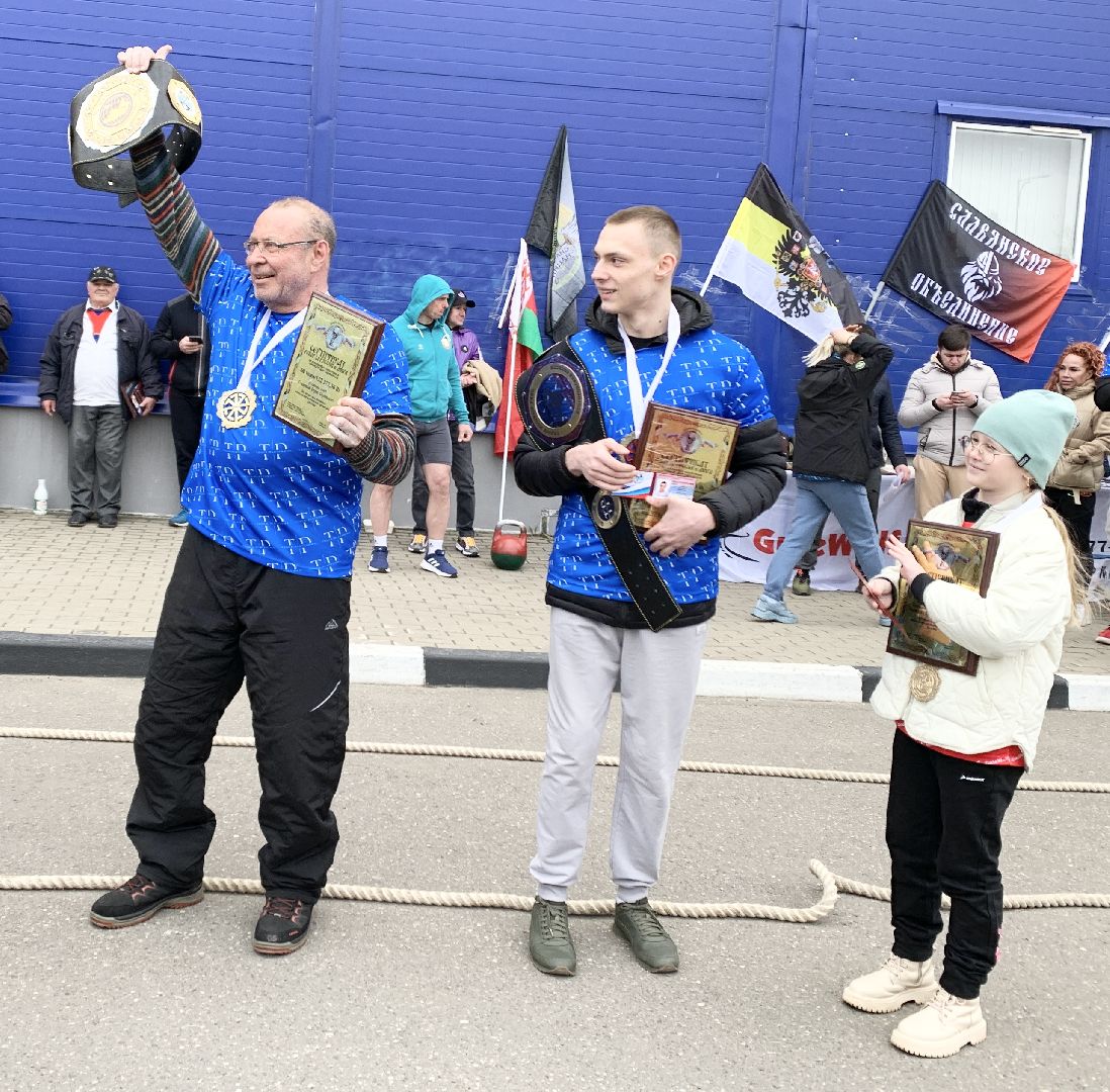 Балашиха, Подмосковье, Атлеты, рекорды, рекорд мира, рекорд россии, шоу турнир, День Победы,