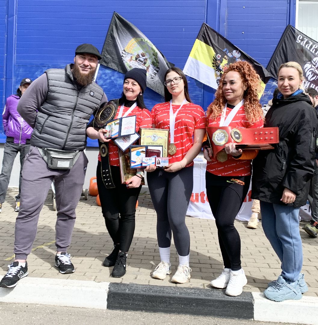 Балашиха, Подмосковье, Атлеты, рекорды, рекорд мира, рекорд россии, шоу турнир, День Победы,