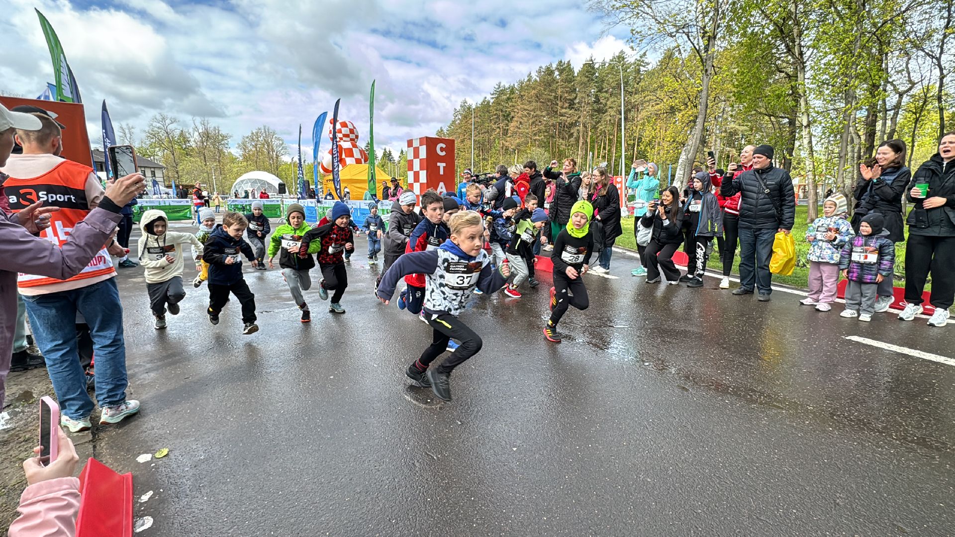 Одинцово, Памятный забег, Салют Победы,