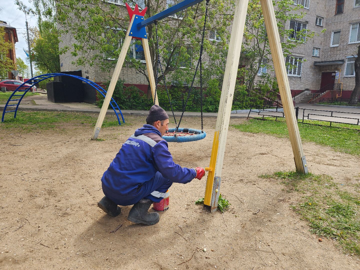 дворовые территории, подготовка к открытию летнего сезона,