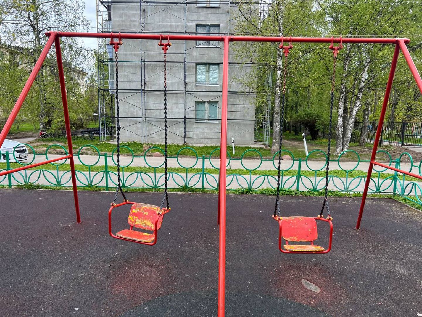 качели, дефекты, густ,