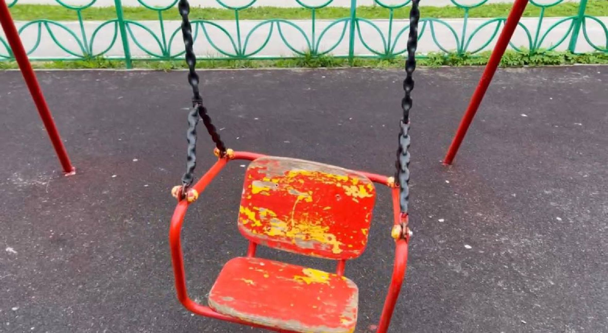 качели, дефекты, густ,