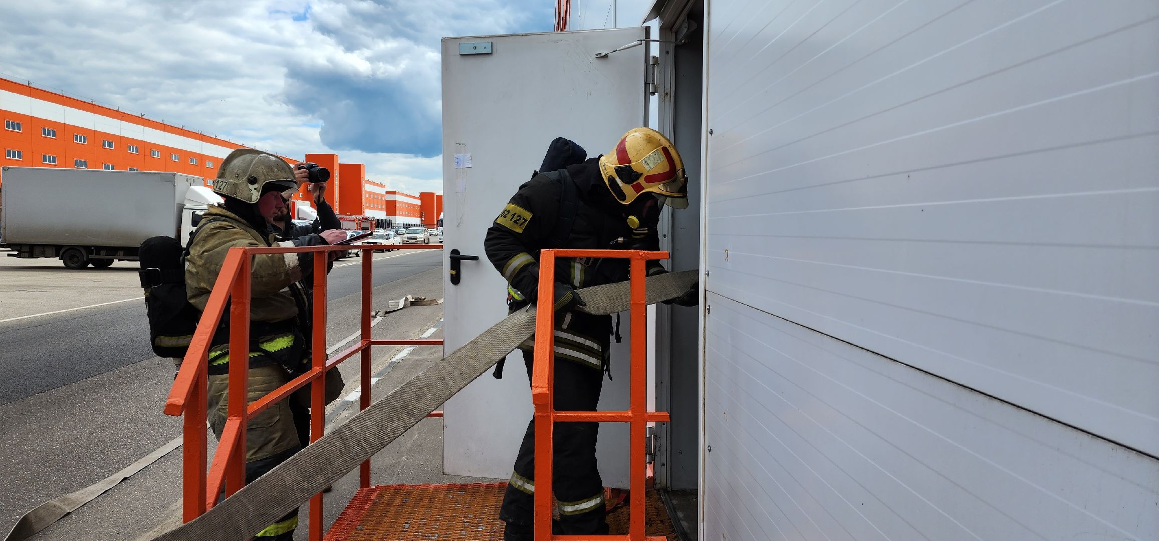 раменское, общество, пожарная безопасность, тактические учения на складском комплексе в Софьино,