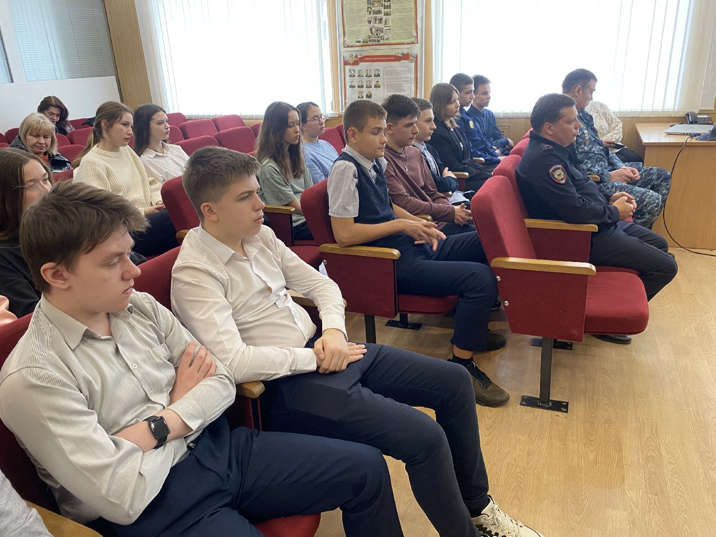 МУ МВД России Власиха, отдел полиции Власиха, служба ППС, профориентация для школьников, школа перспектива власиха,