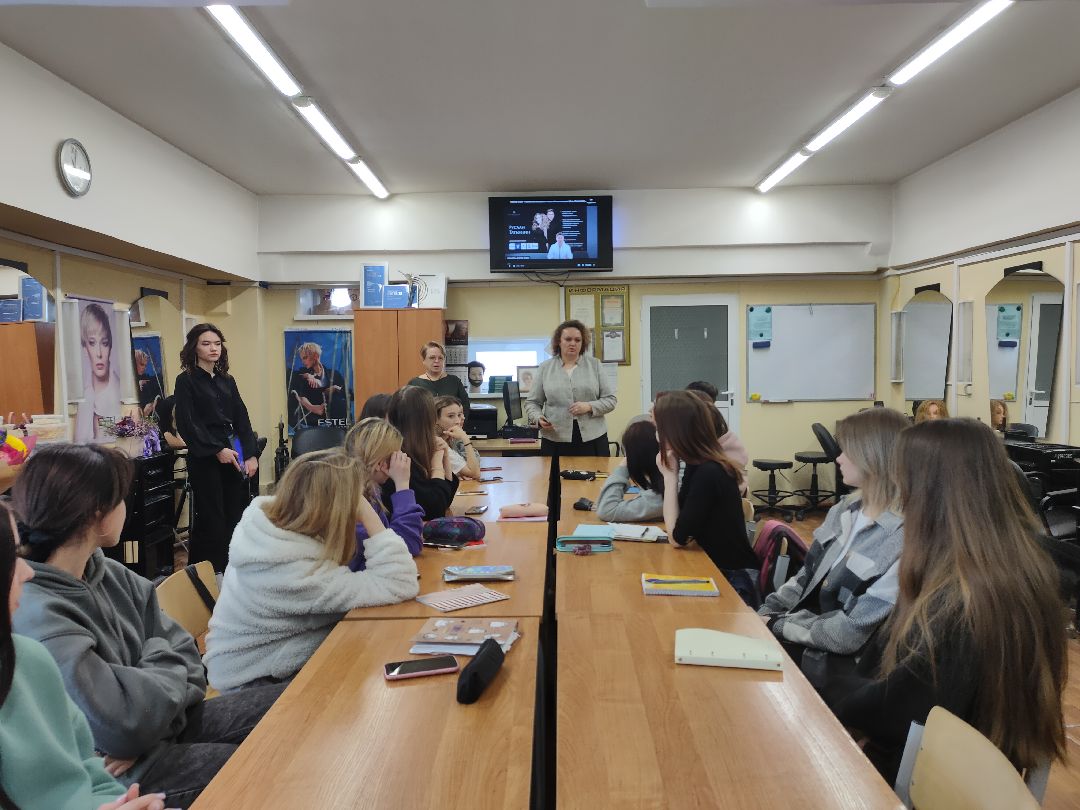 Раменское, общество