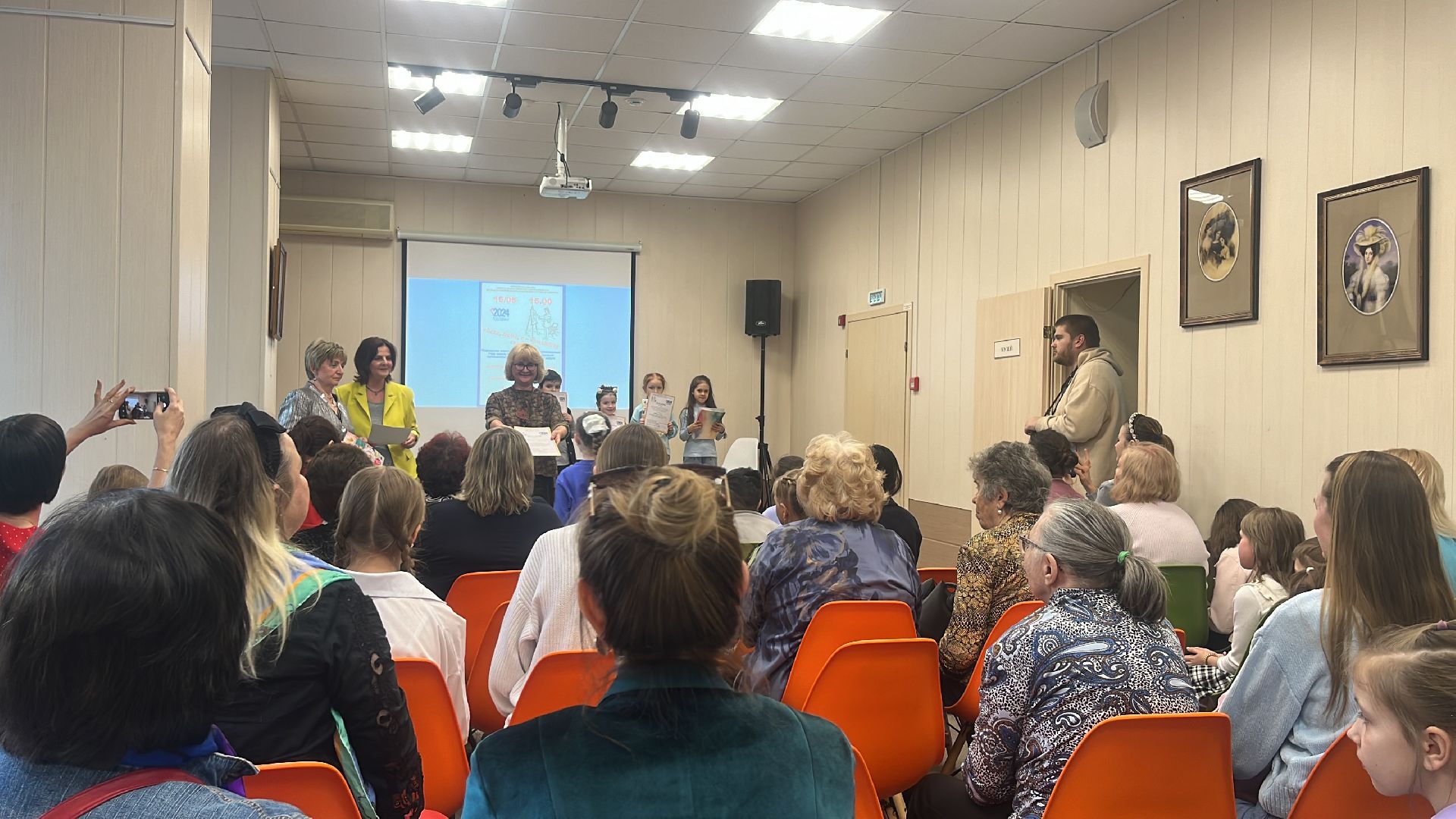 конкурс, рисунки, чтение, семья, конкурс рисунков, читающая семья,