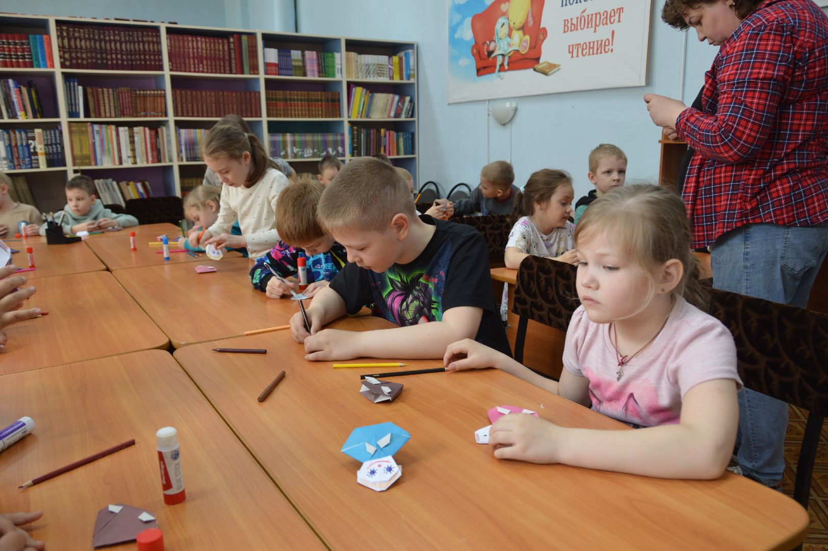 шатура, мастер-класс оригами, детская библиотека, международный день семьи, вертикальное видео,