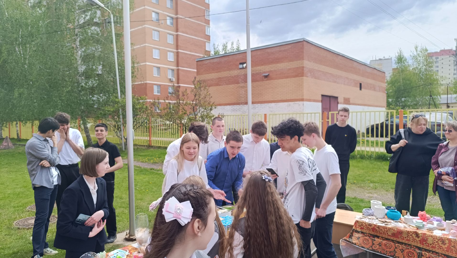 школа, благотворительная ярмарка, лобня,