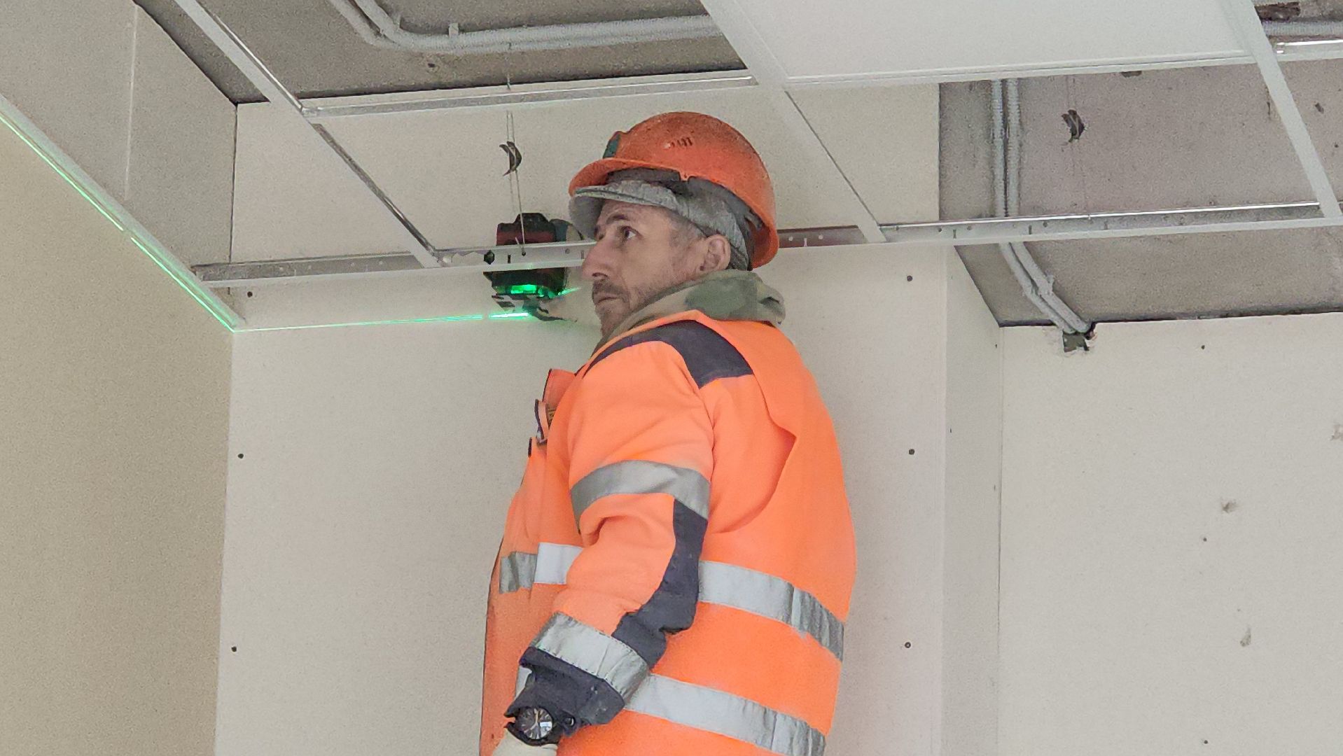 Лобня, Стройка, Школа,