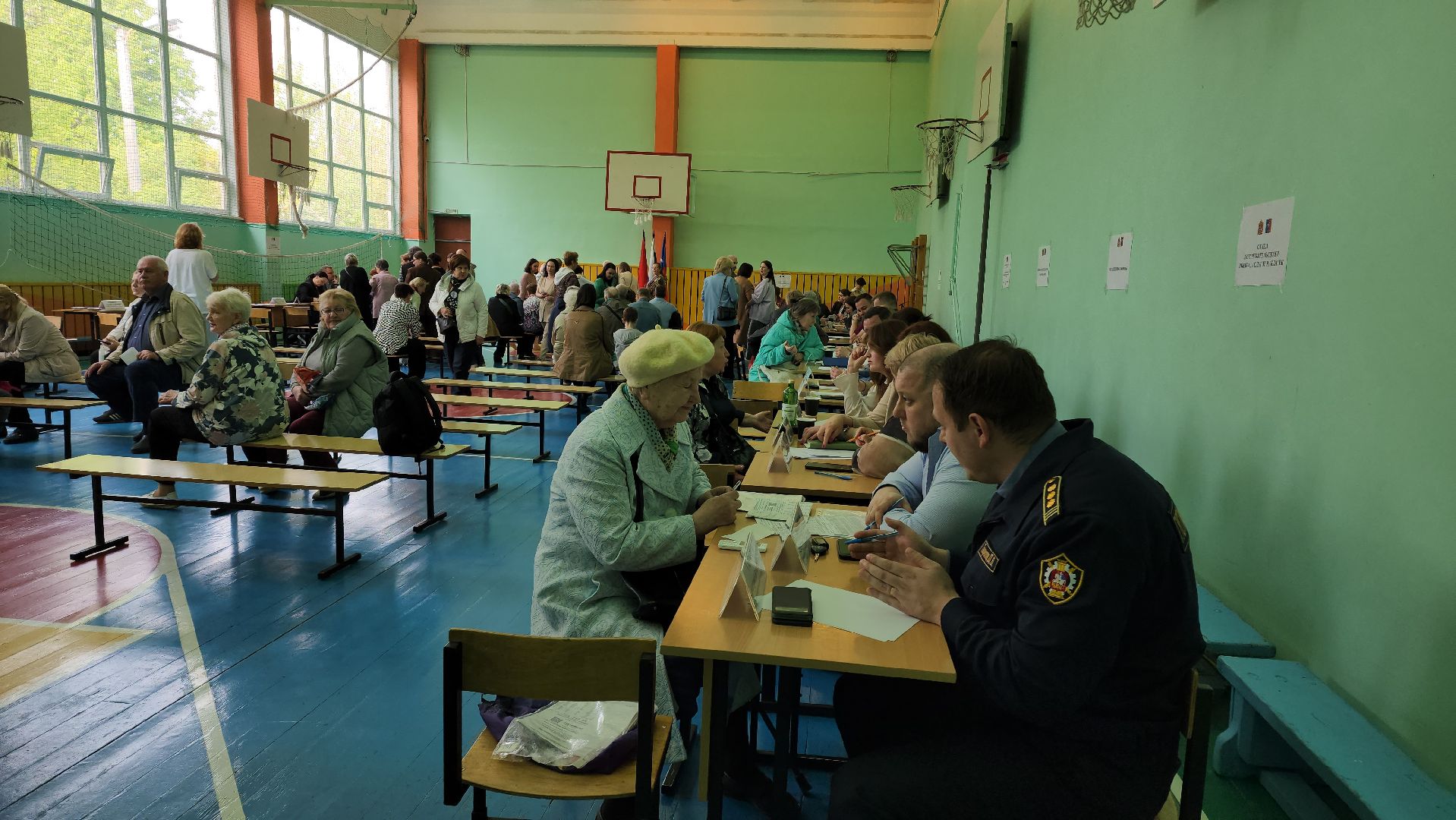 Лобня, Школа, выездная администрация,