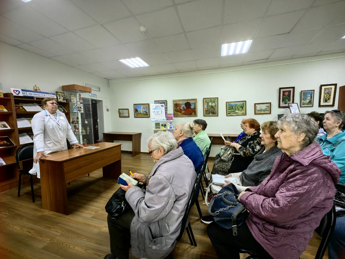 школа здоровья, лекция, врач, долголеты, гимнастика,