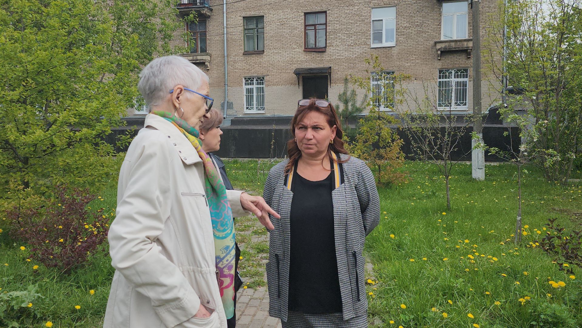 пешие обходы, заместители глав, Алла Дунаевич, ул Пушкина, содержание, ремонт, дворовые территории,