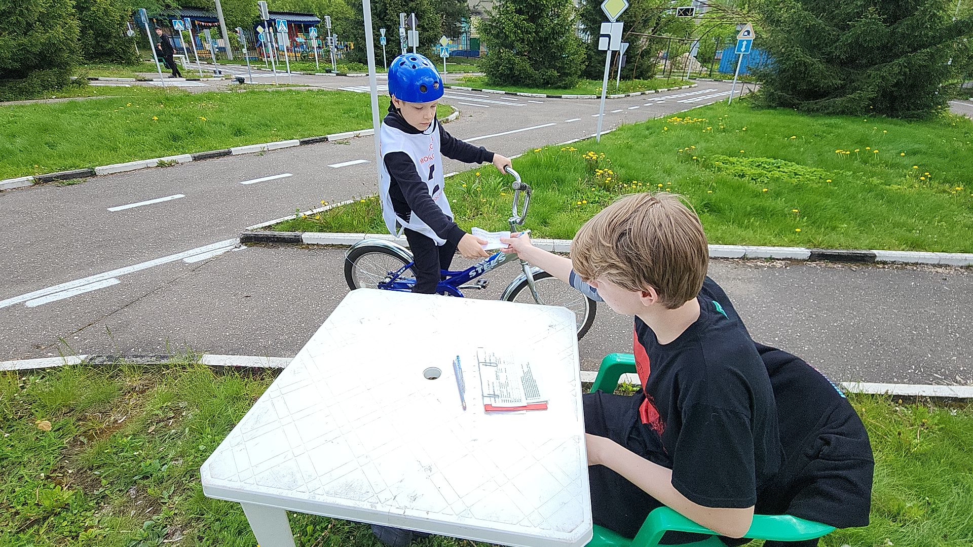 электросталь, безопасность, безопасность на дорогах, гаи, гибдд, День ЮИД, юид, юид отряд, юный инспектор движения, станция юных техников, сют,