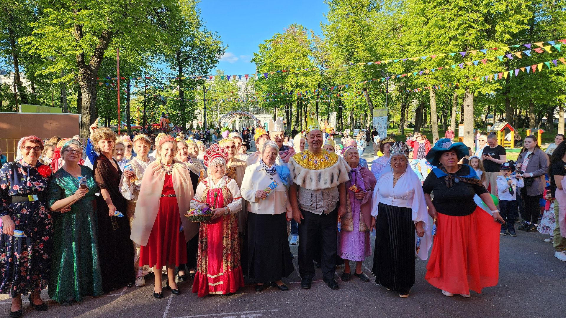 Егорьевск, Подмосковье, Московская область, парк пегас, парад принцесс, парад супергероев,
