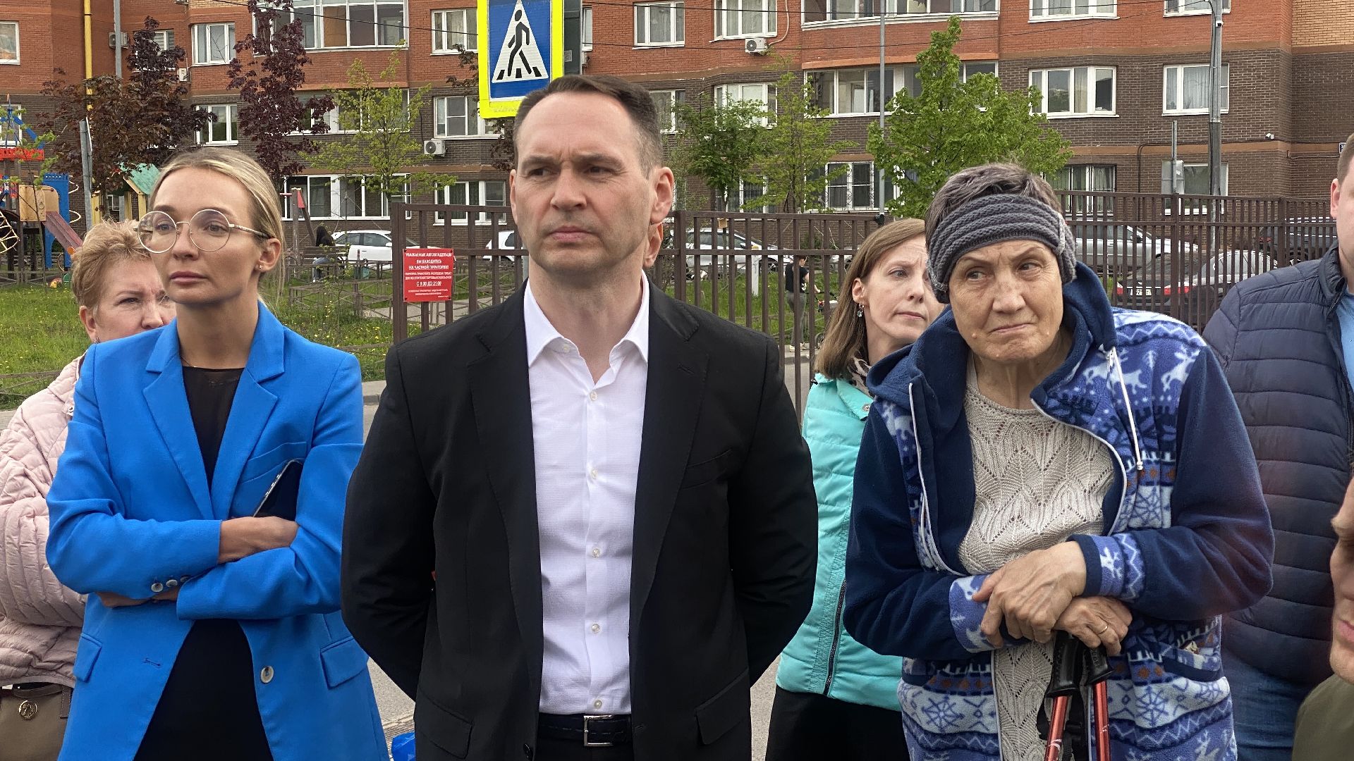 Зеленые аллеи, благоустройство территории, выездная администрация, встреча администрации с жителями, видное,