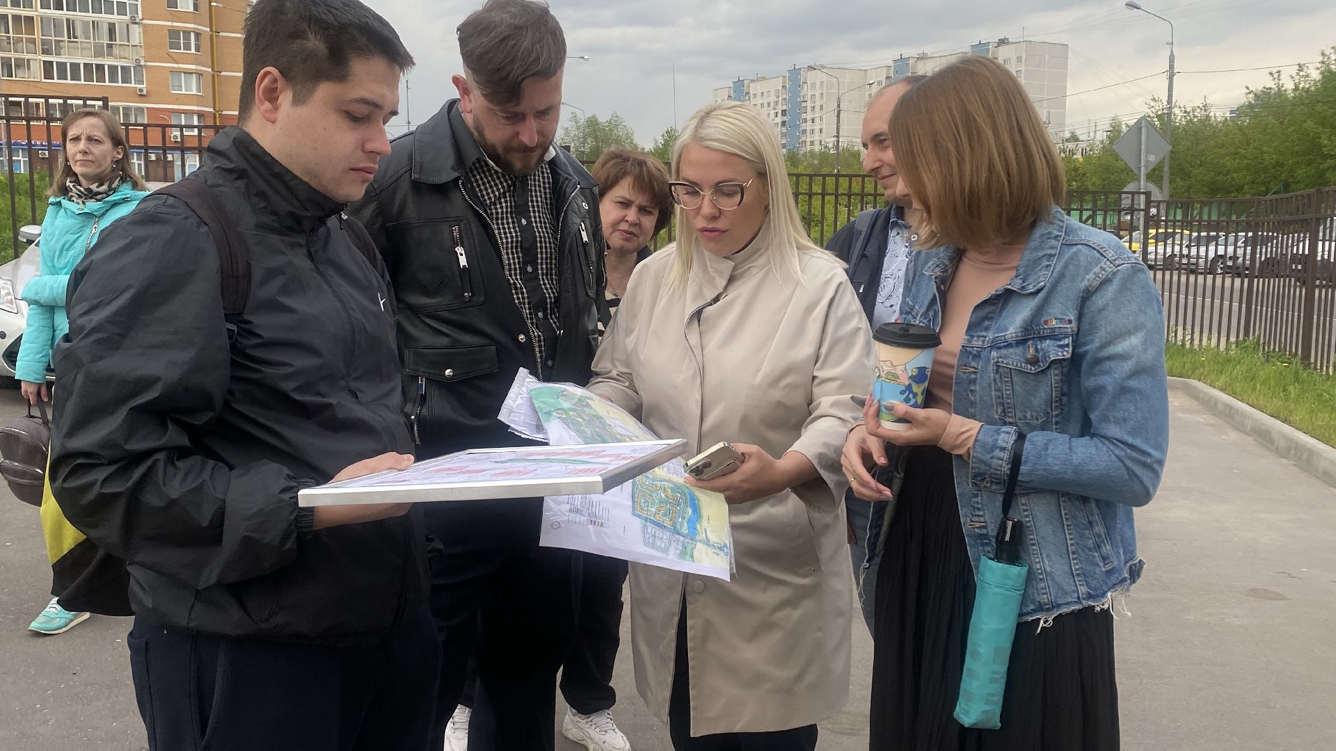 Зеленые аллеи, благоустройство территории, выездная администрация, встреча администрации с жителями, видное,