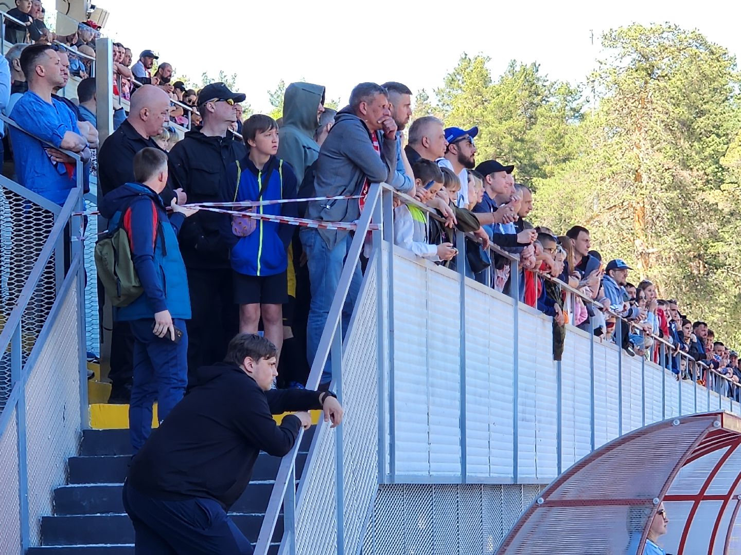 серпухов, стадион спартак, легенды футбола, выходи во двор, спортивный праздник,