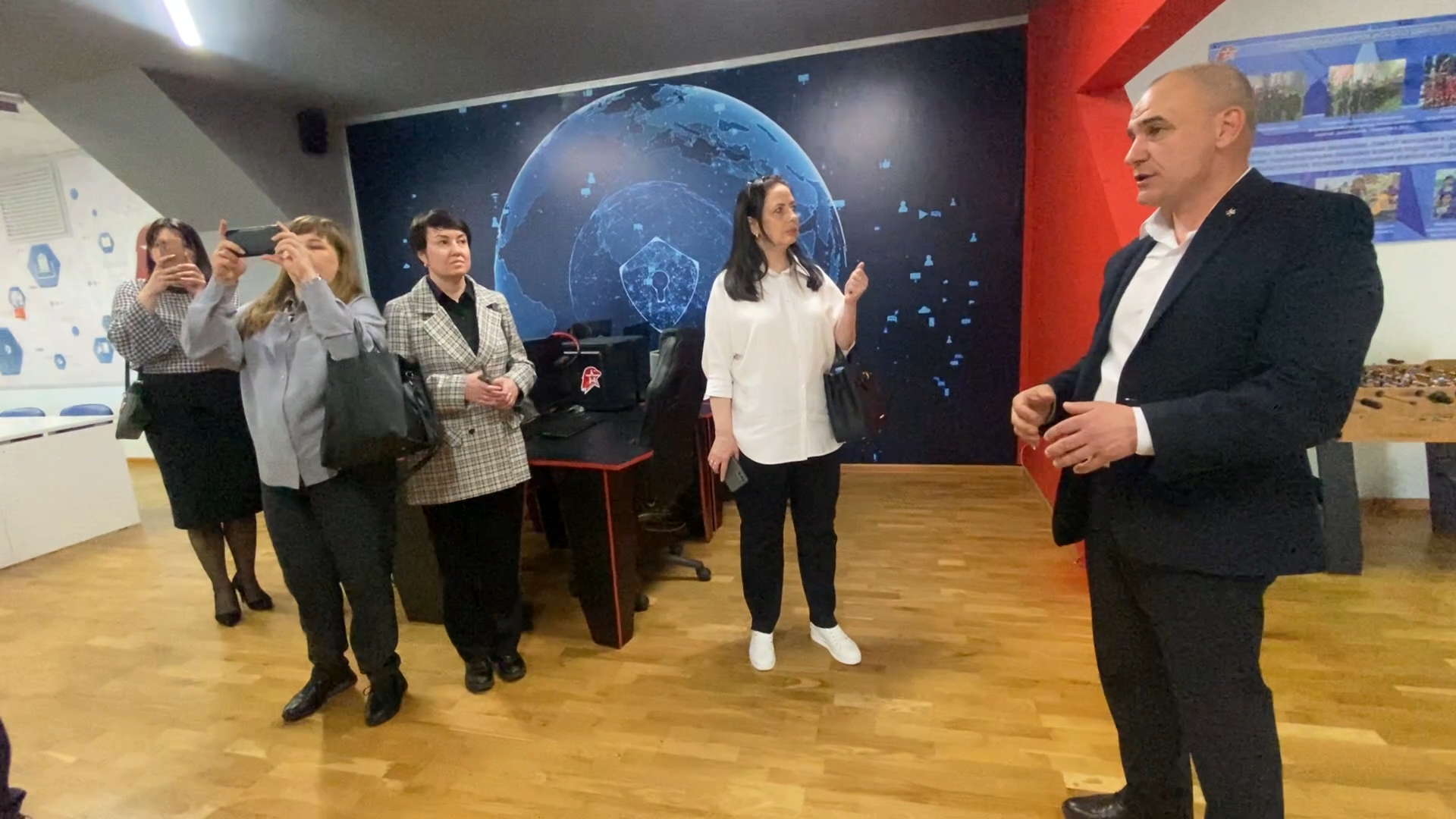 Ассоциация развития ЗАТО, ЗАТО Краснознаменск, развитие ЗАТО России,Краснознаменск закрытый город, Памятник Титову Краснознаменск,