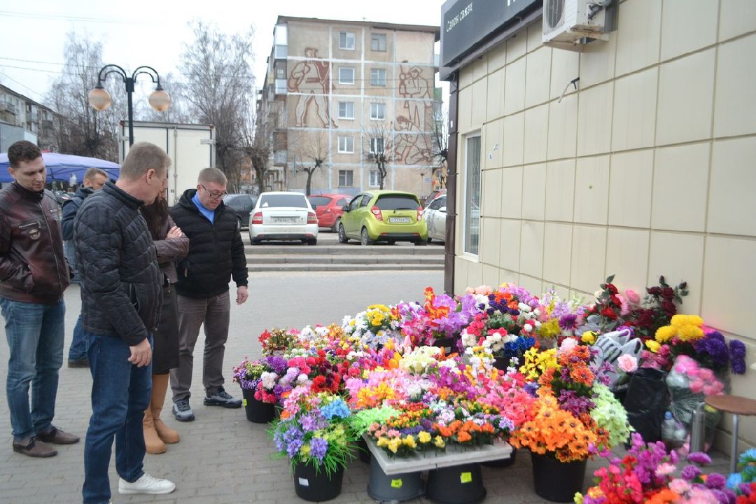 Серпухов, торговля, Пасха