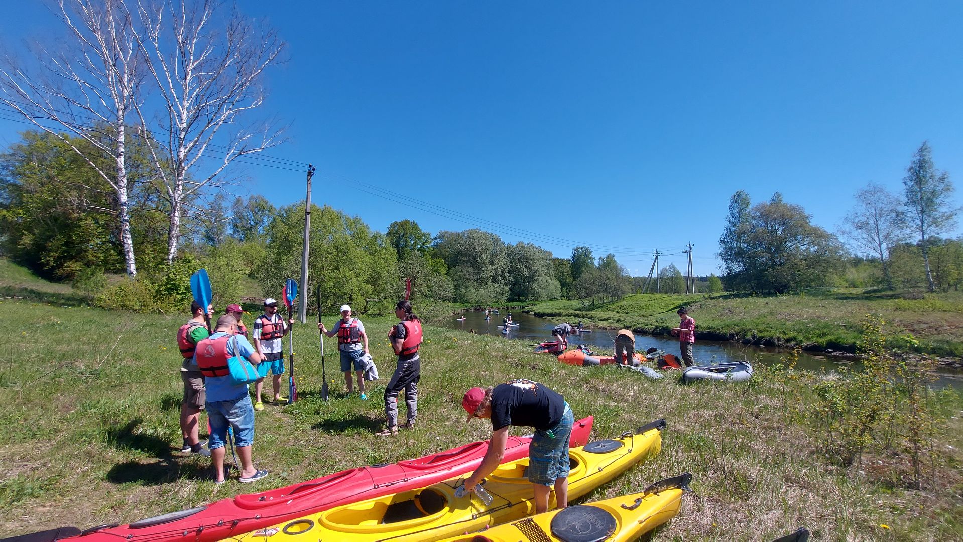 туризм, сплав на каяках, река истра, отдых на природе,