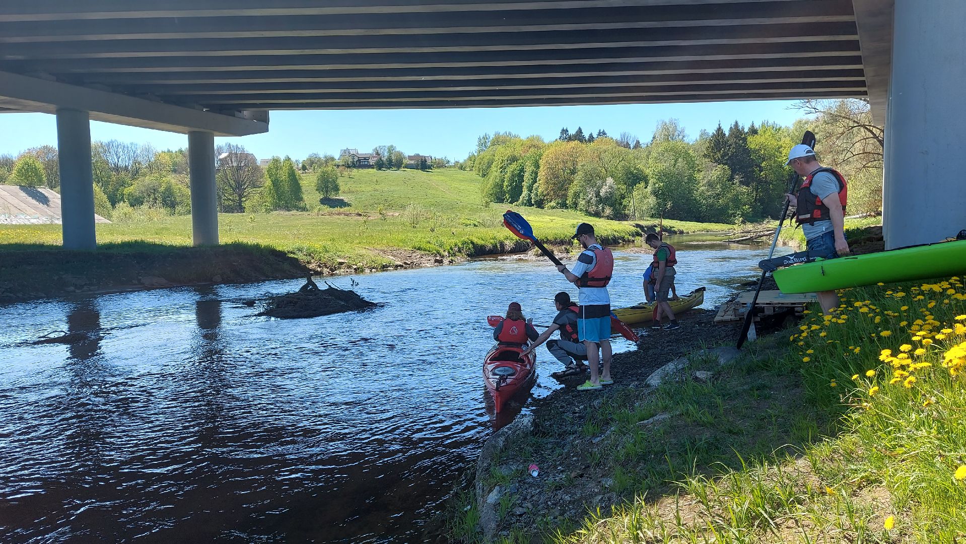 туризм, сплав на каяках, река истра, отдых на природе,