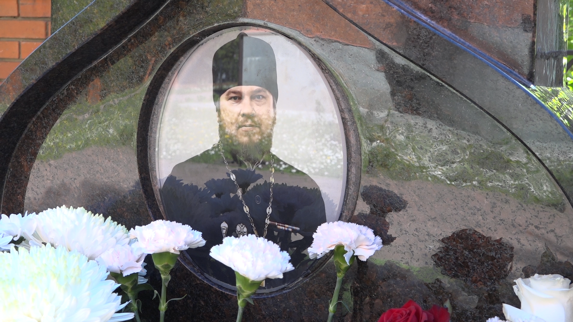 десантный батюшка, протоиерей михаил васильев, Храм РВСН во Власихе, Храм в сокольниках, Герой России Михаил Васильев,