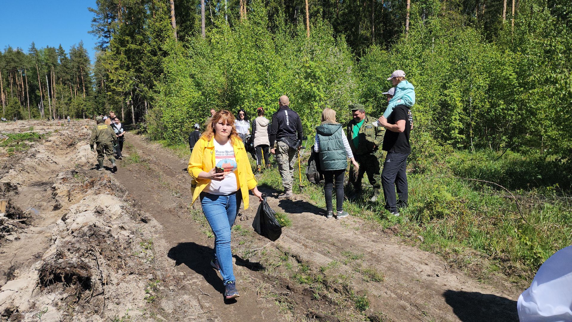 шатура, Мособллес, сад памяти, международная акция Лес Будущего, высадка деревьев, россия 1, вести москва, вести подмосковье,