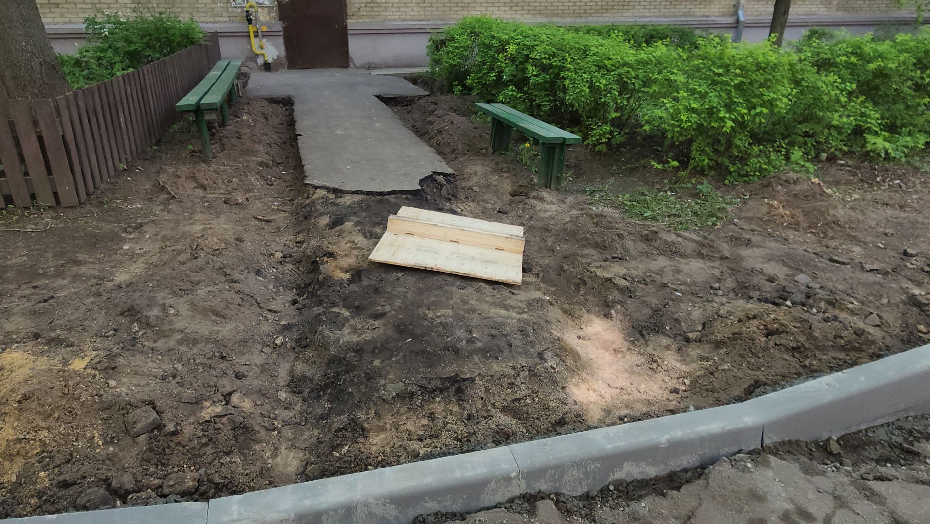 комплексное благоустройство, дворовые территории, ул Жуковского, дворы,