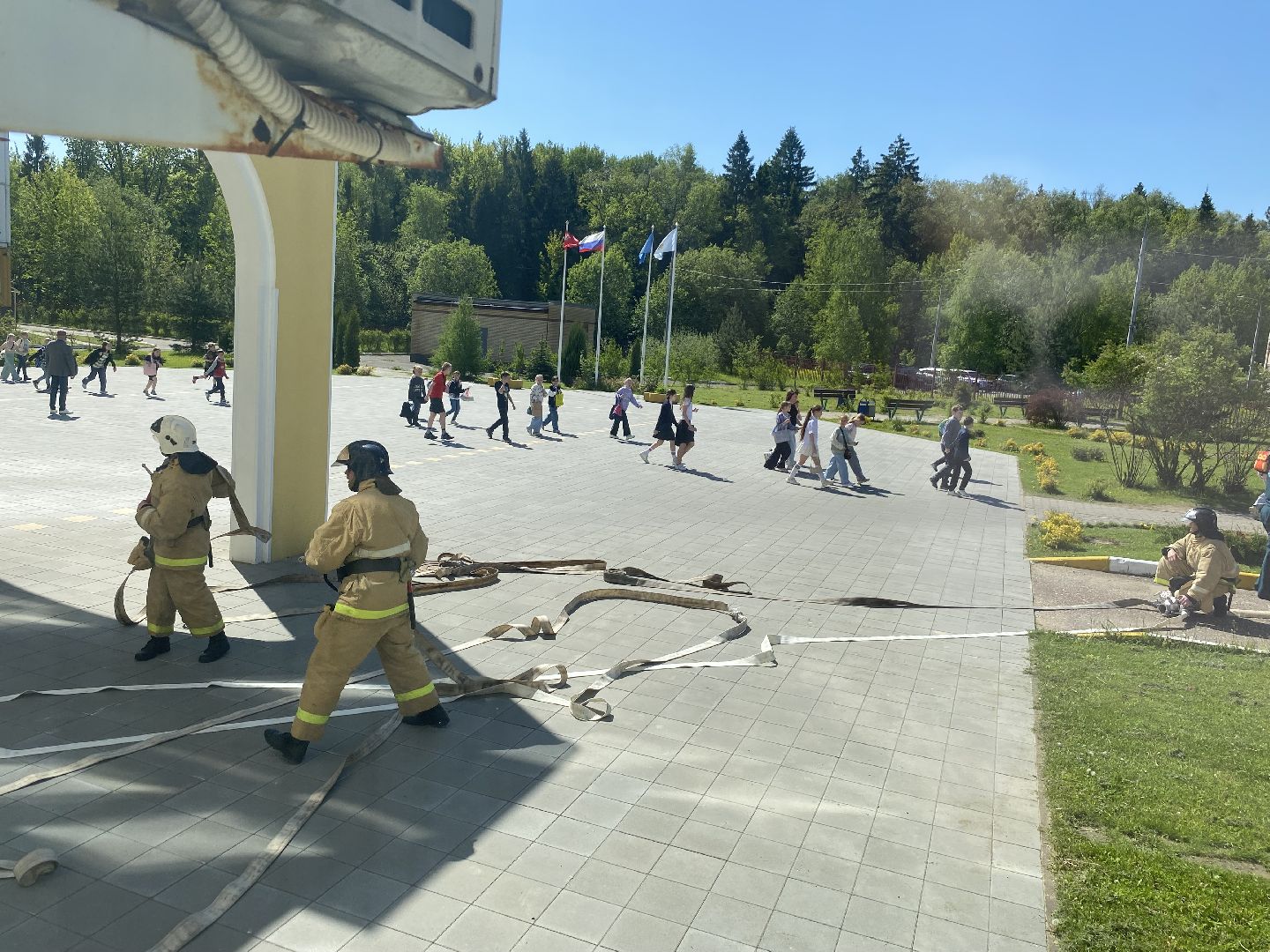 учебные занятия по ГО и ЧС, школа перспектива власиха, антитеррористическая тренировка, эвакуация школьников, комиссия по антитеррору,