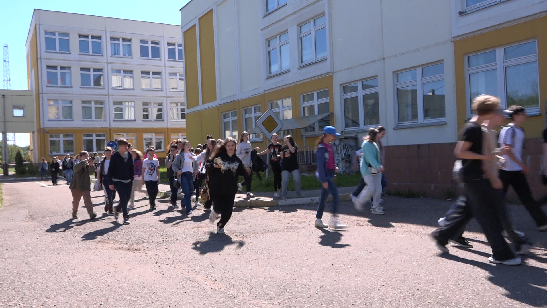 учебные занятия по ГО и ЧС, школа перспектива власиха, антитеррористическая тренировка, эвакуация школьников, комиссия по антитеррору,