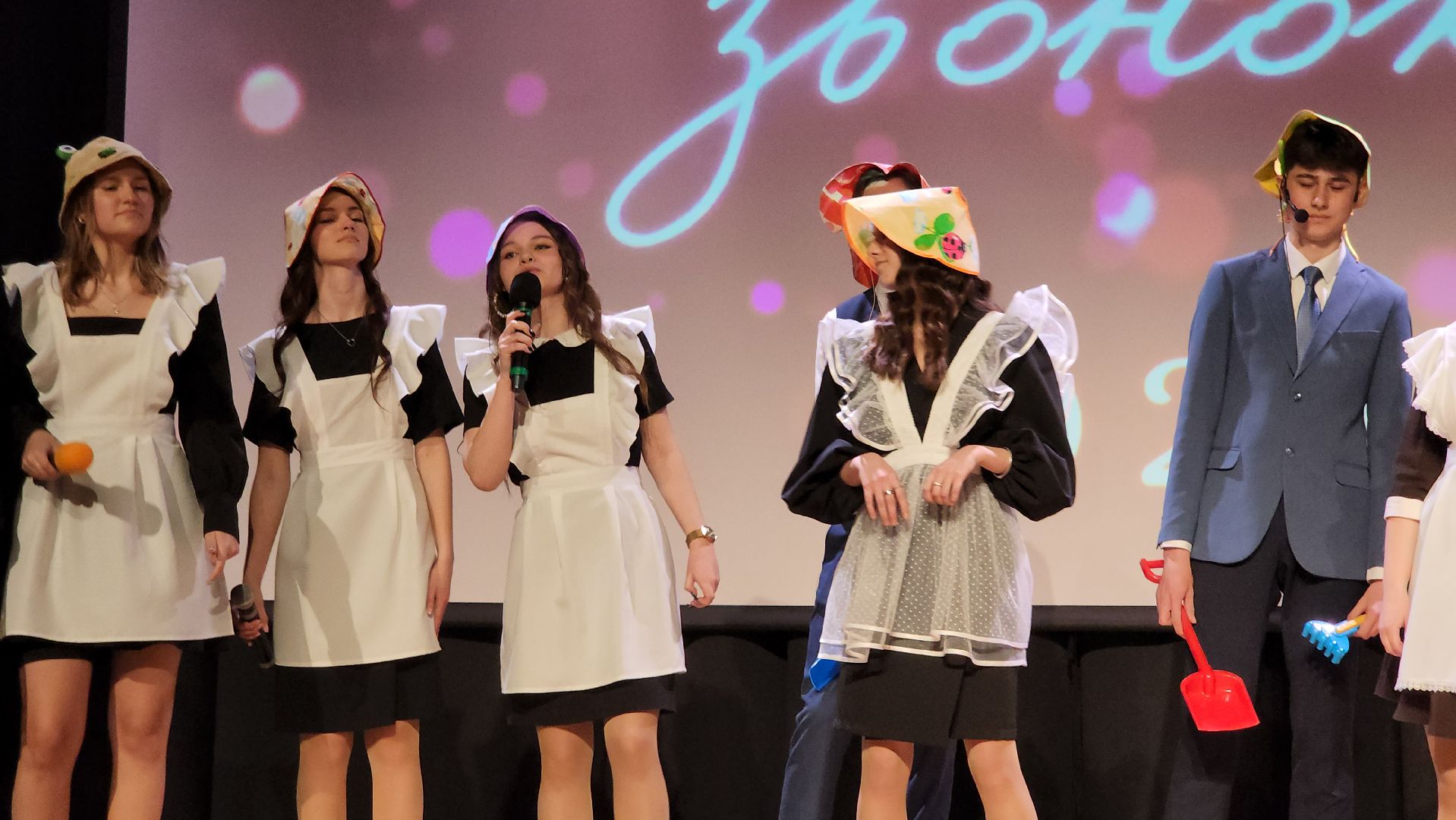 Черноголовка, Последний звонок,