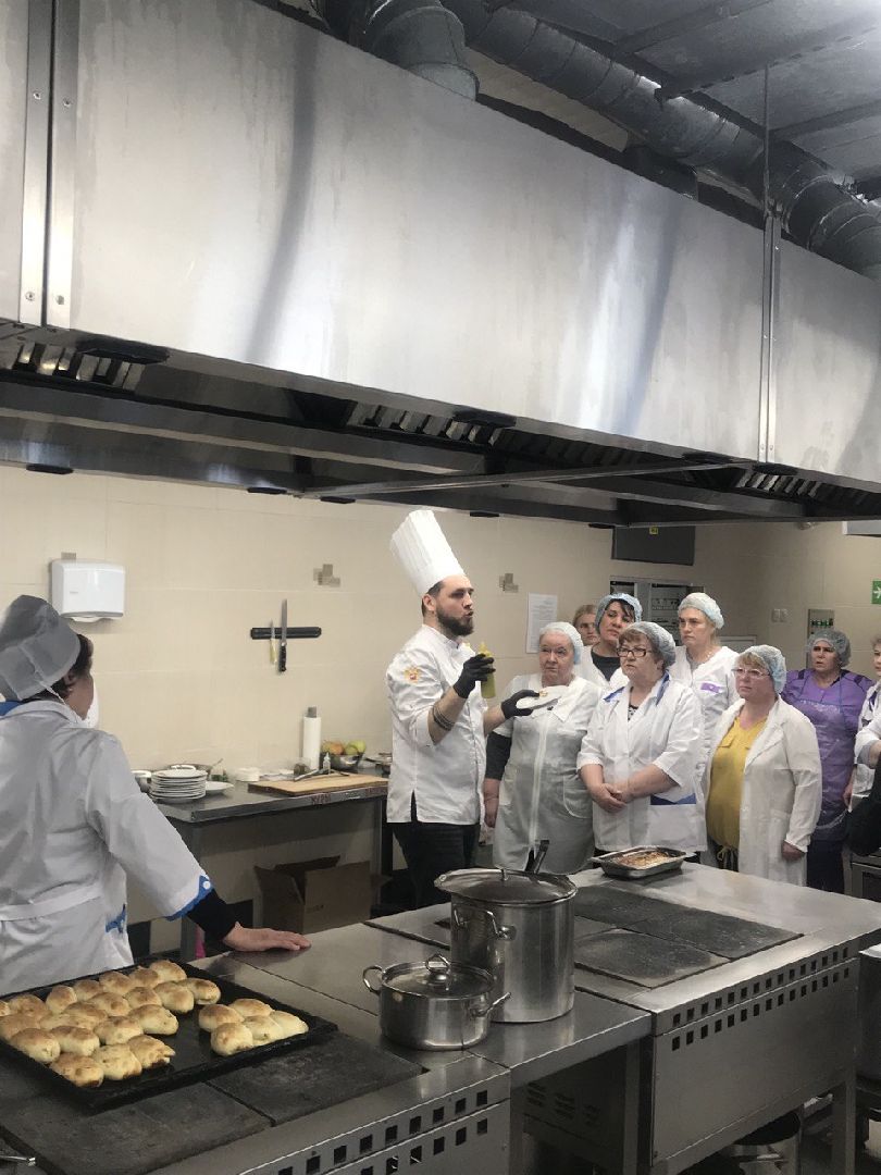 Лобня, повар