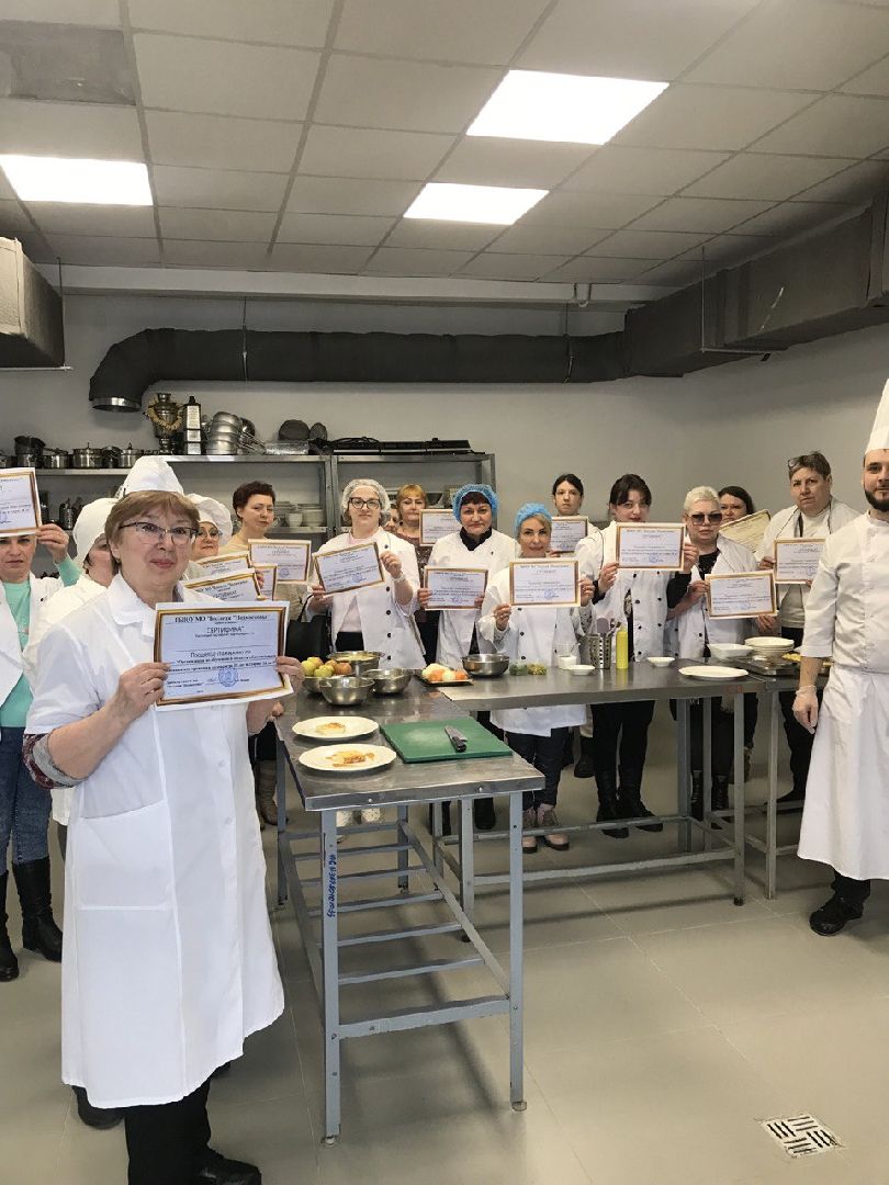 Лобня, повар