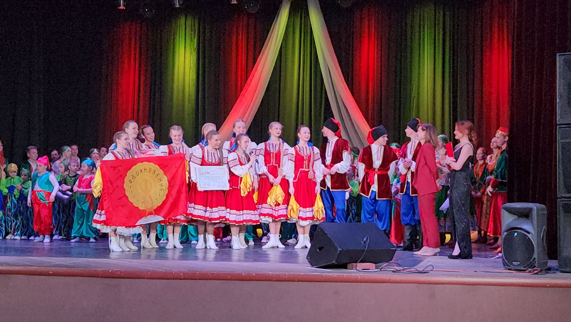 вдохновение, отчетный концерт, дк исток, серпухов, гимназия №1, народный танец,