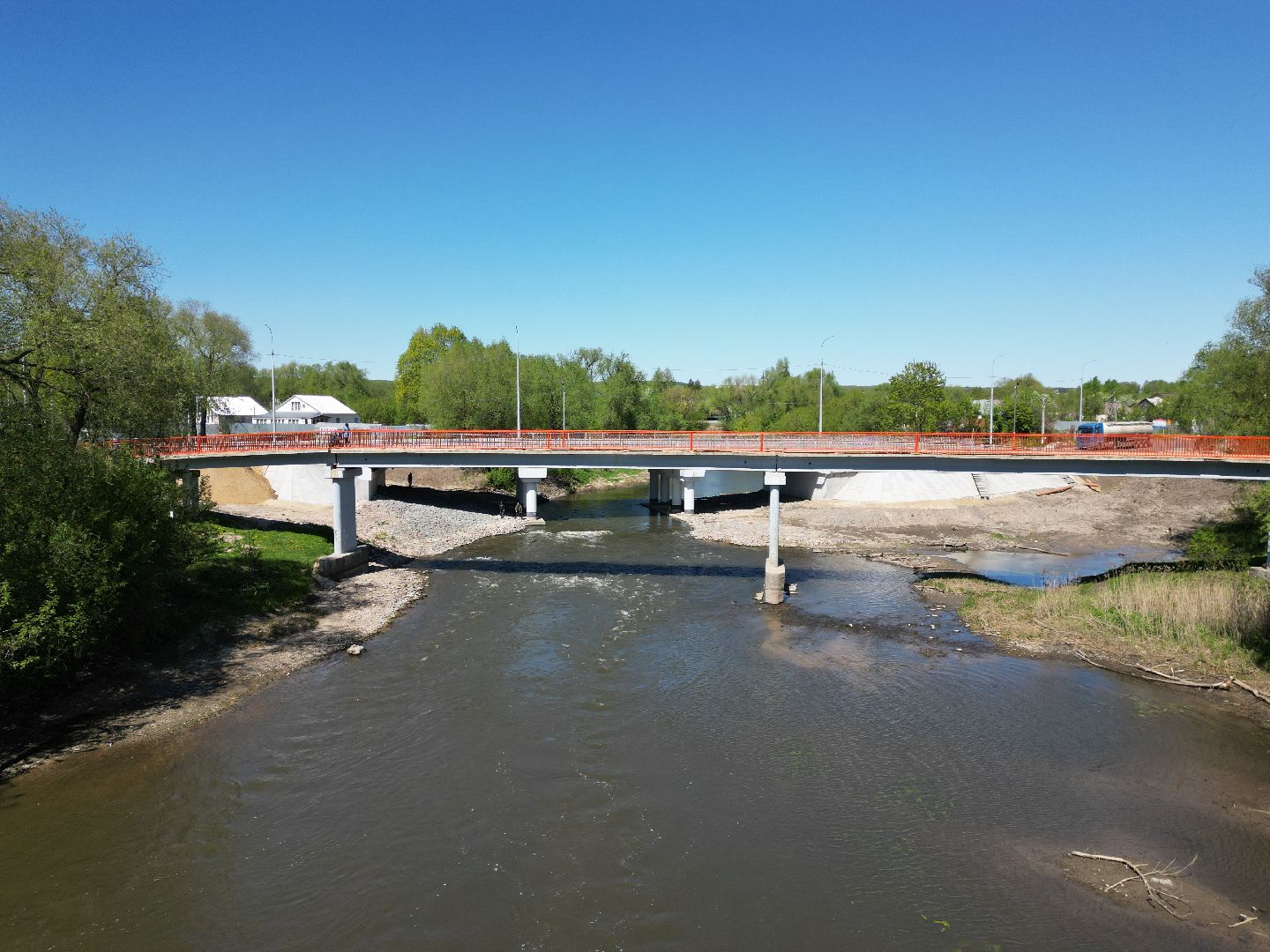 видео с коптера, мост, серебряные пруды,