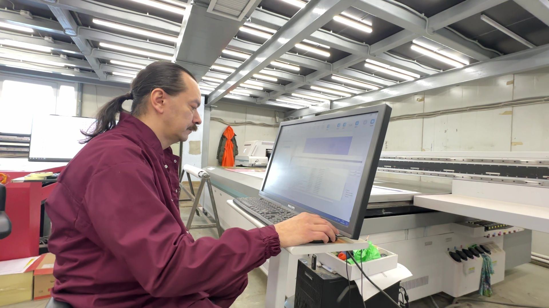 Реутов, шары, латексная краска, экономика, бизнес,