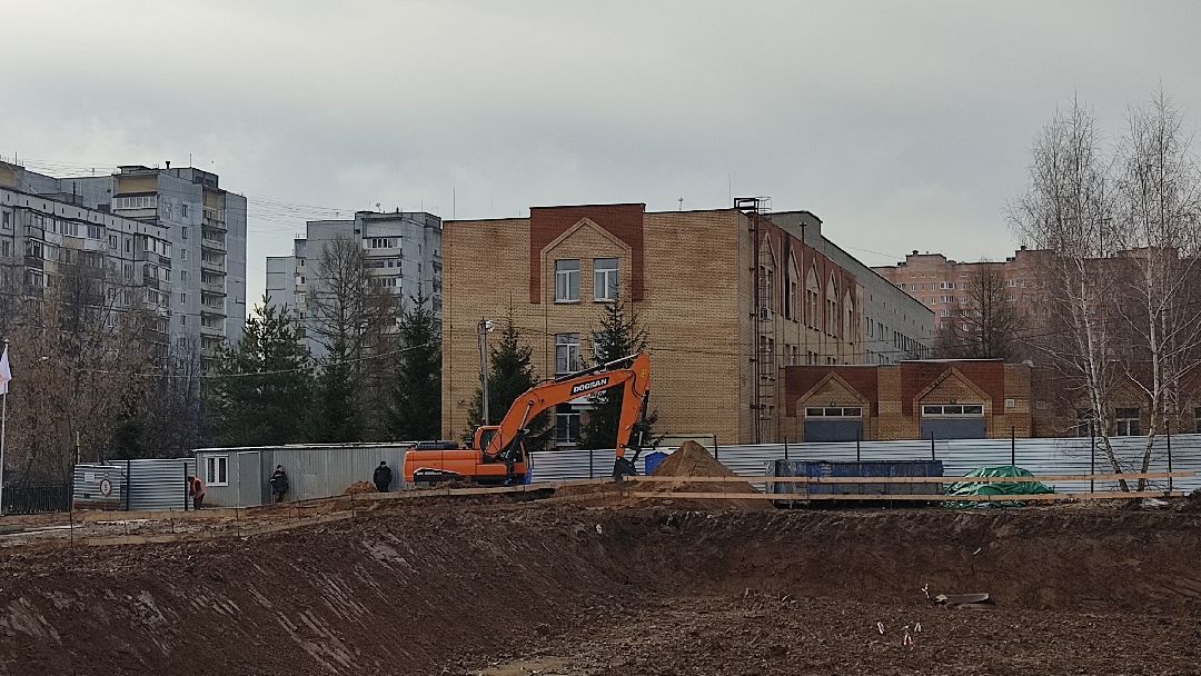 Лобня, строительство, медицина