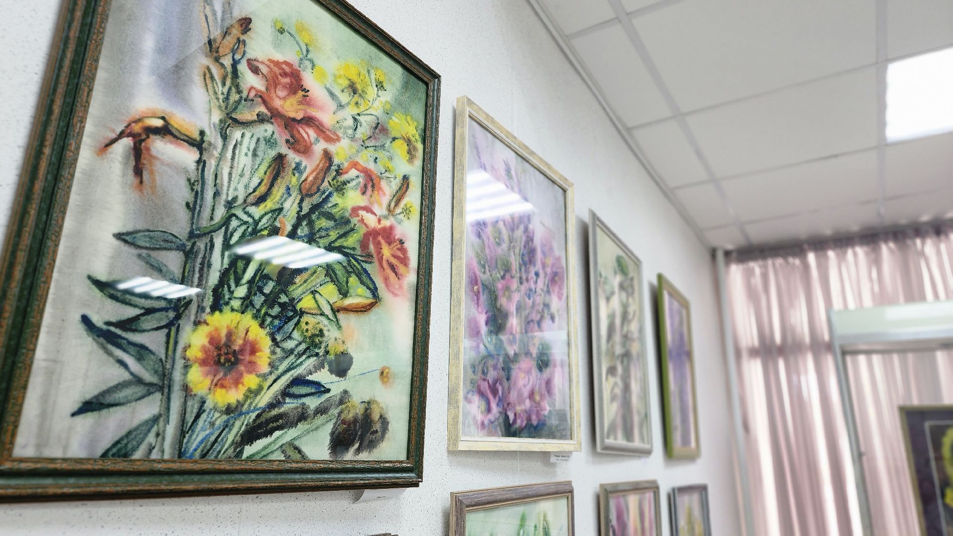 протвино, культура, акварель, алла гвоздюк, выставочный центр,