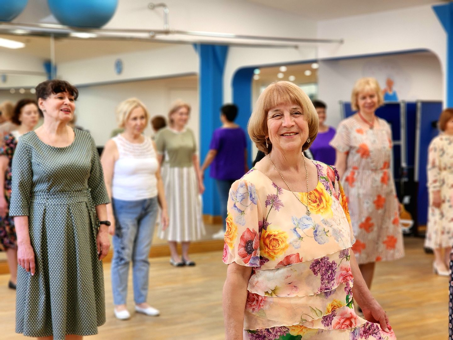 активное долголетие, красногорск, танцы, танцевальная студия, вальс, хобби,