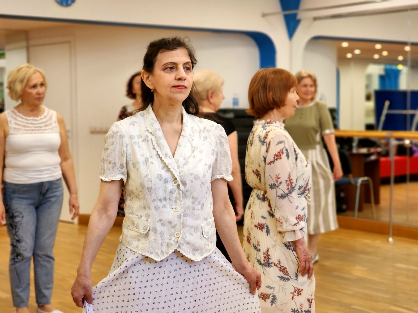 активное долголетие, красногорск, танцы, танцевальная студия, вальс, хобби,