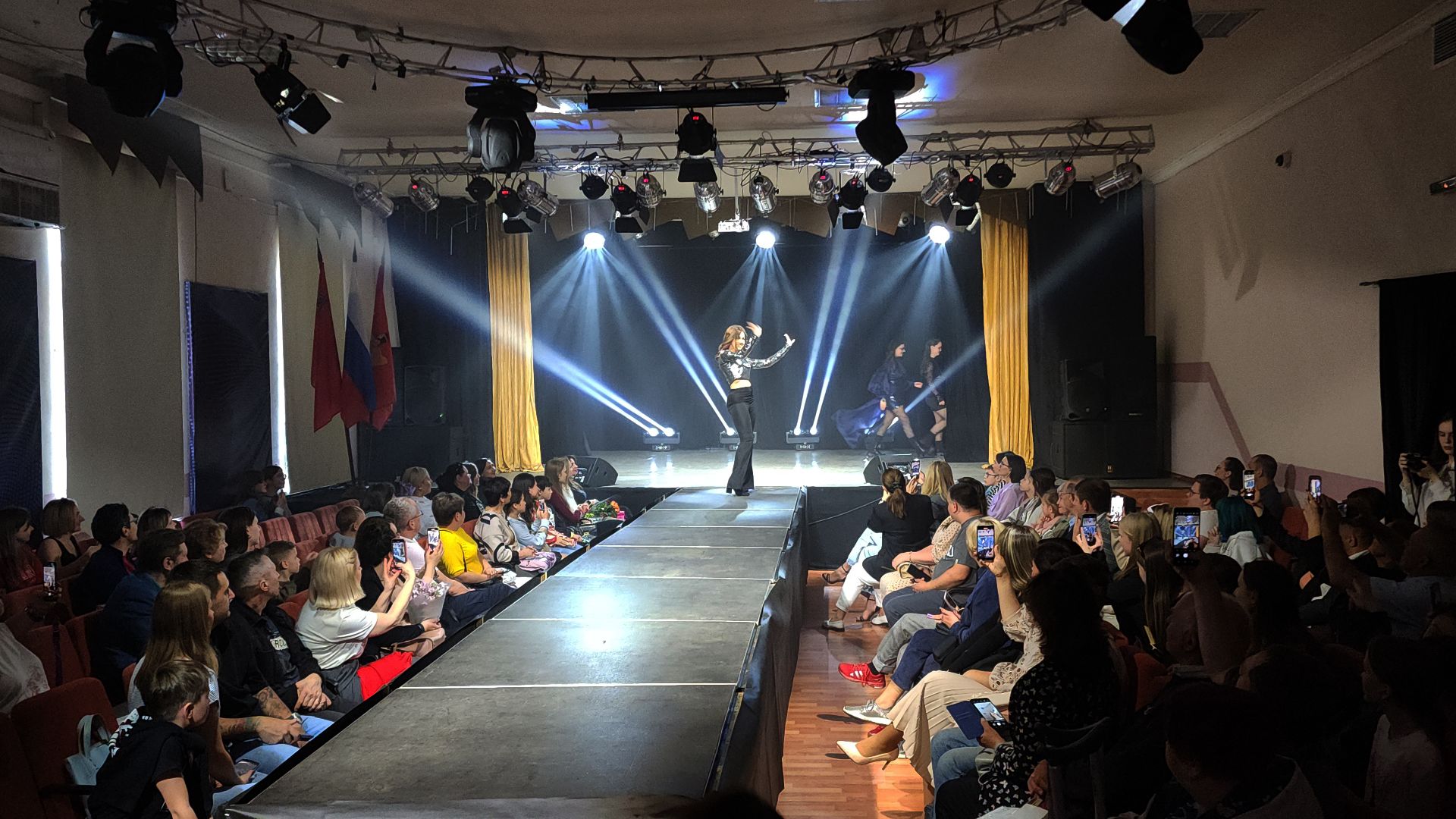 электросталь, мой город, жители города, модный показ, модельная школа, мода,