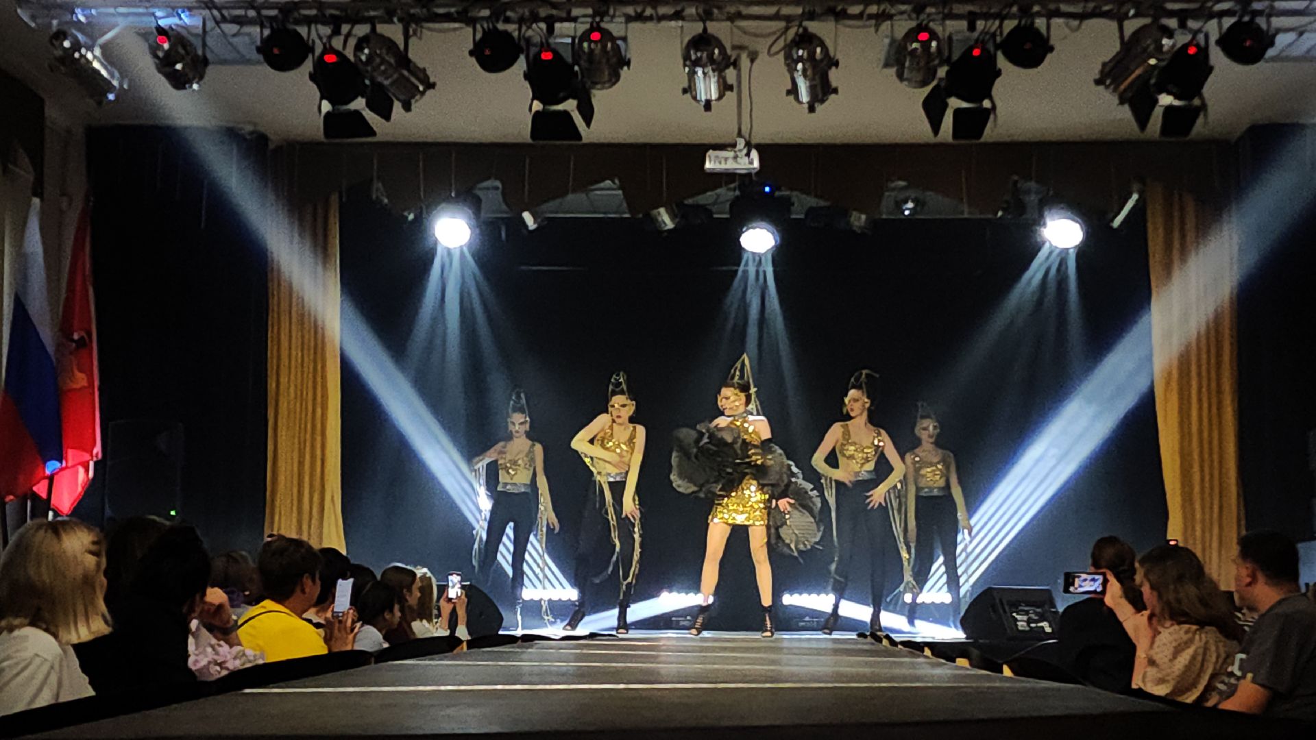 электросталь, мой город, жители города, модный показ, модельная школа, мода,