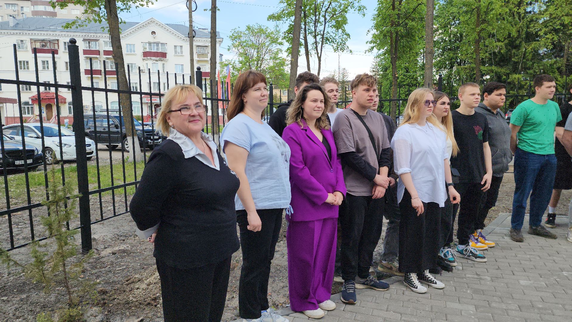 шатура, шэт, высадка туй, выпускные техникума, высадка деревьев,