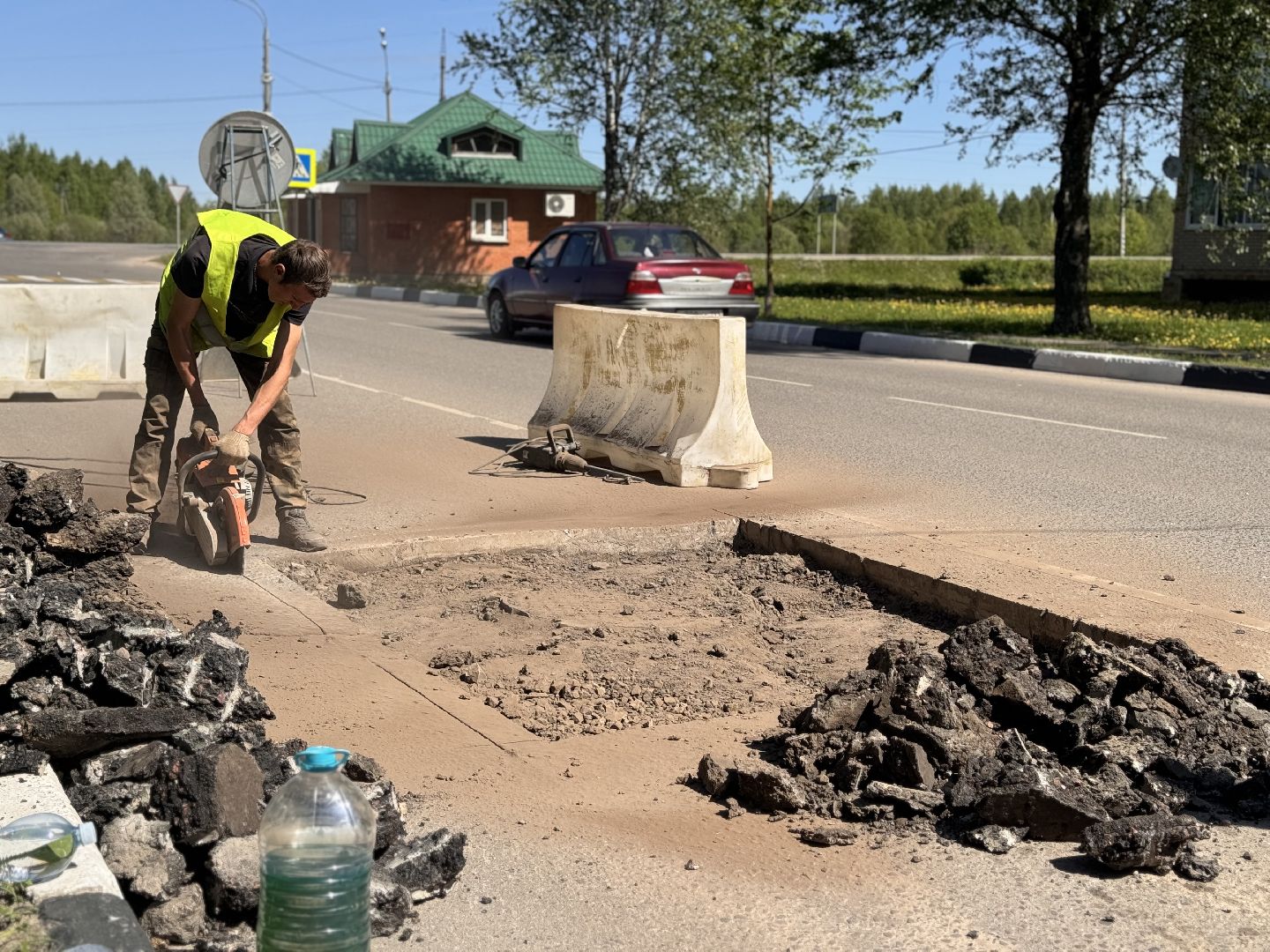 шаховская, замена люка, коммунальная служба,