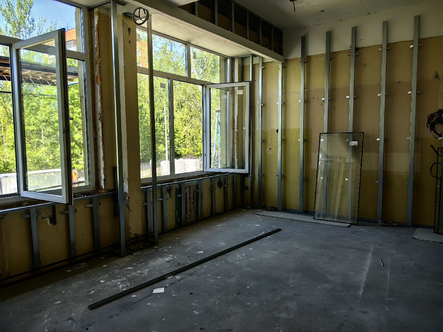 капитальный ремонт, школа, фасад, кровля, оборудование, техника, бригада рабочих, объект,