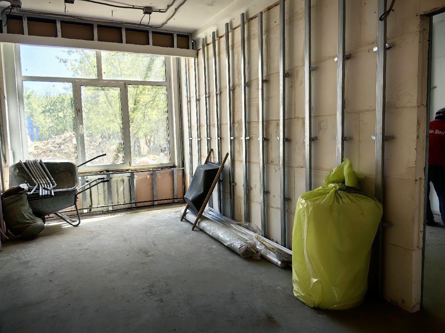 капитальный ремонт, школа, фасад, кровля, оборудование, техника, бригада рабочих, объект,