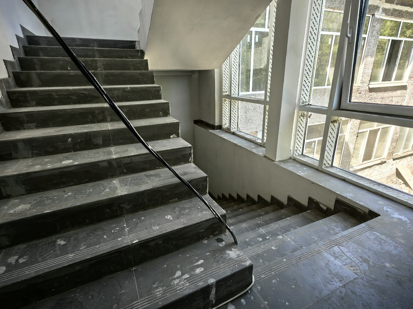 капитальный ремонт, школа, фасад, кровля, оборудование, техника, бригада рабочих, объект,